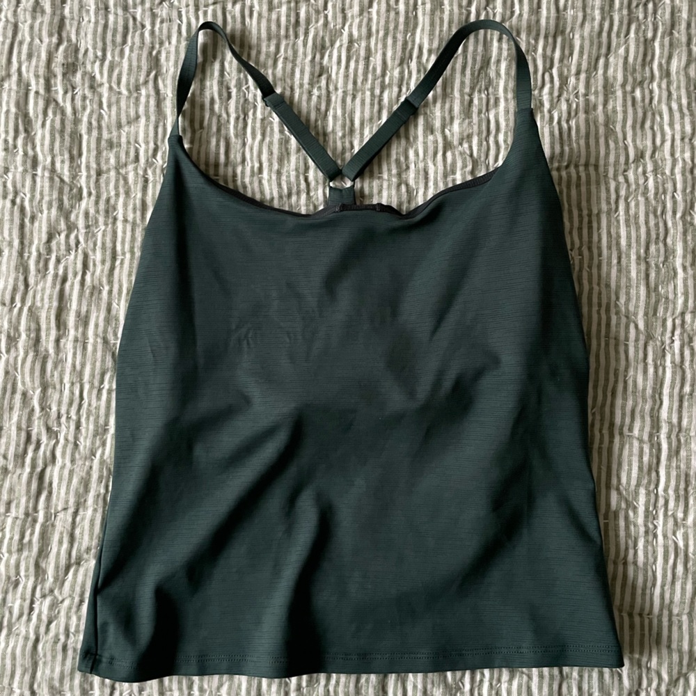 OUTDOOR VOICES workout tank size M